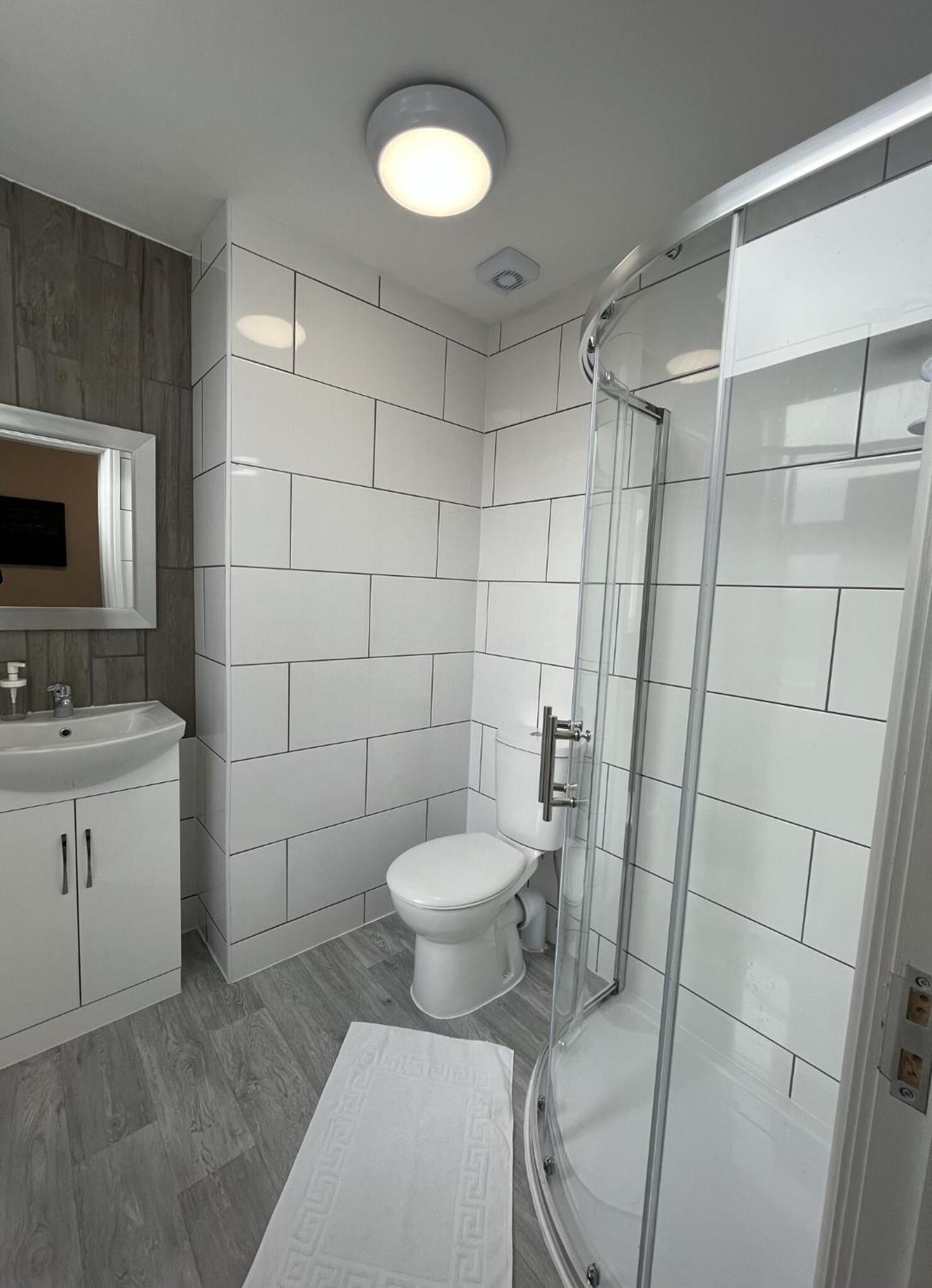 Modern 1 Bed Studios For Comfy Stay In Preston プレストン エクステリア 写真